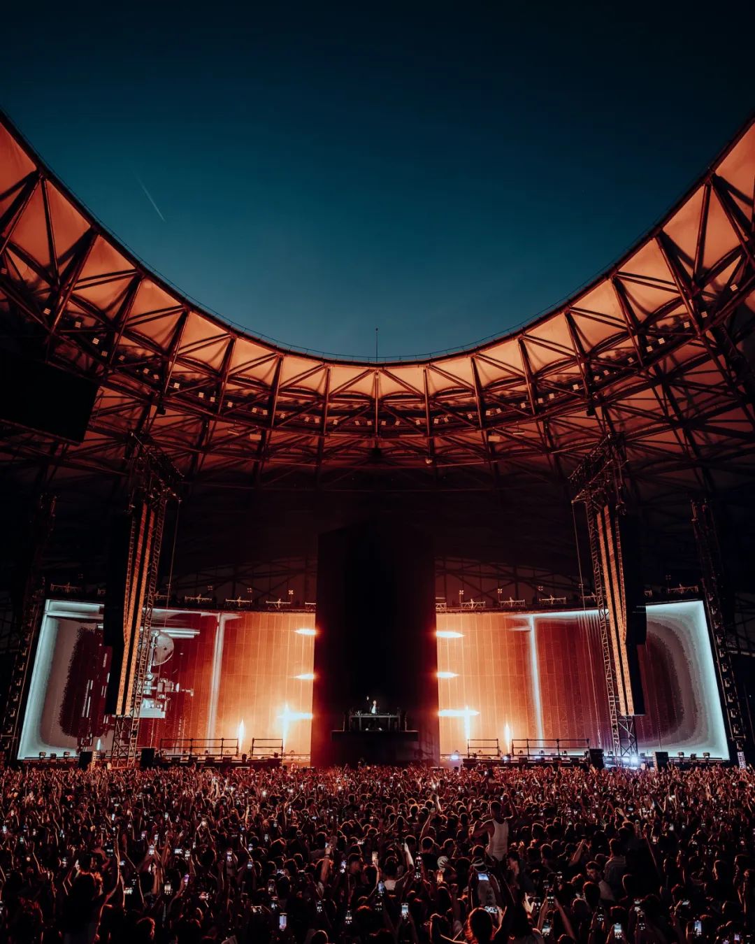 體育場館音響系統